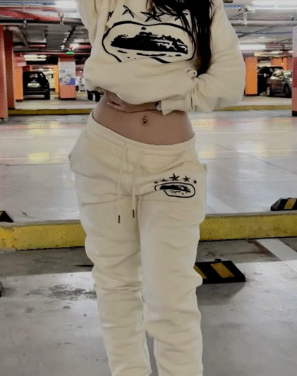 An explanation of Corteiz shorts for women