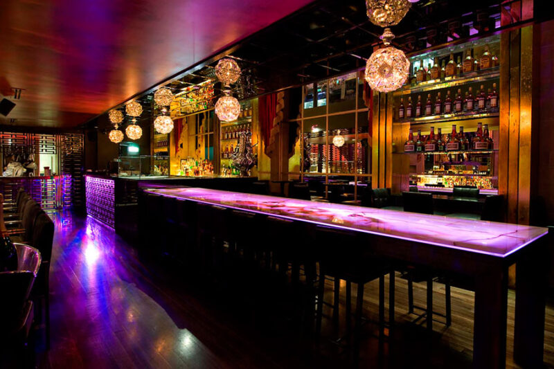 The Allure of a Cocktail Lounge: A Complete Insight