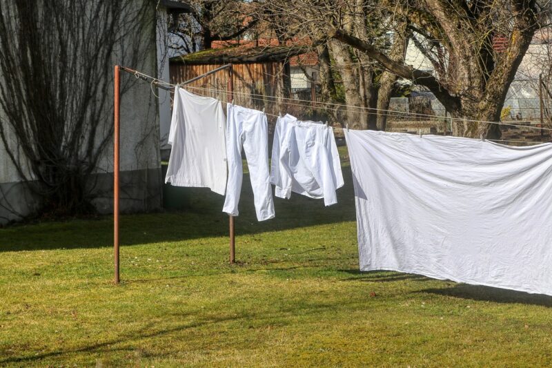 From Dust to Dazzle: Dry Cleaning in Arabian Ranches Done Right