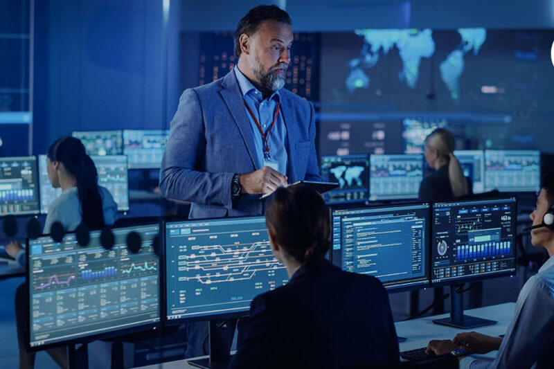 NOC vs Help Desk: How to Choose the Right IT Support Model?