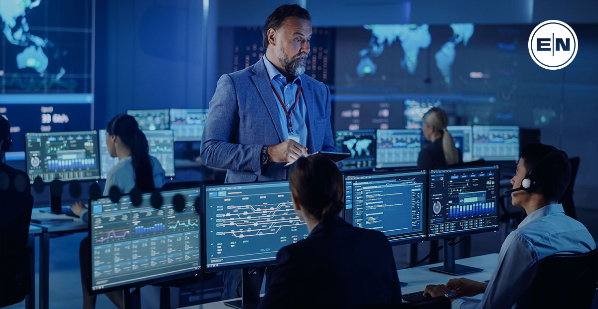 NOC vs helpdesk
