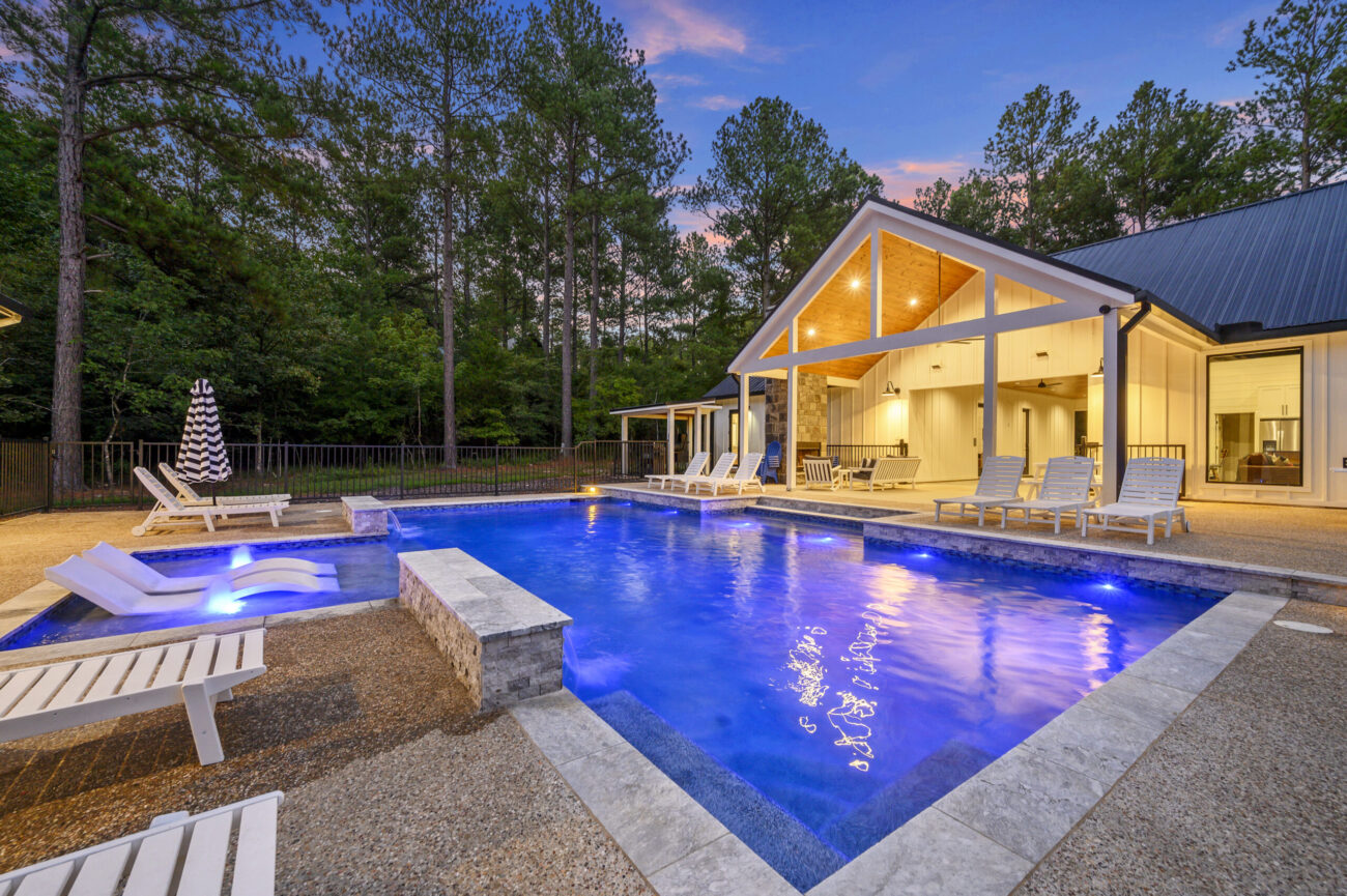 broken bow cabins with pool