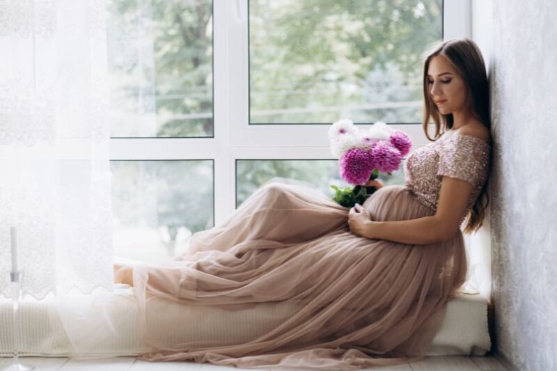 Maternity Photography Sydney | Timeless Pregnancy Portraits to Celebrate Motherhood