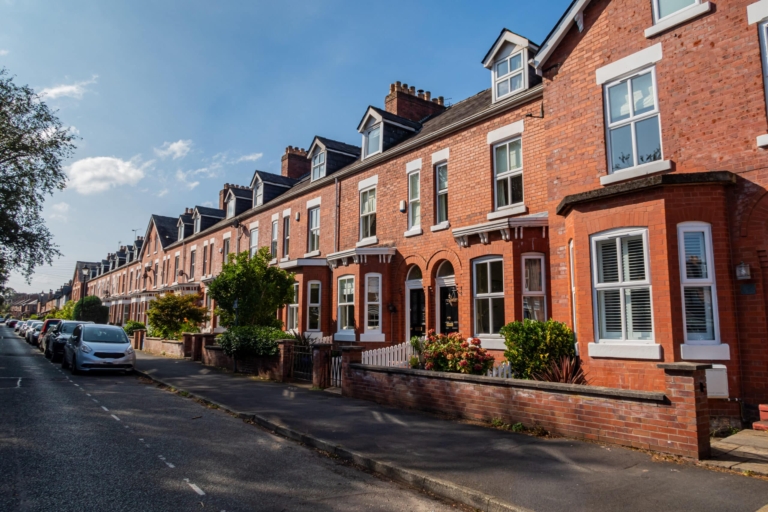 Manchester Property Guide: Sell Your House Fast with Expert Help