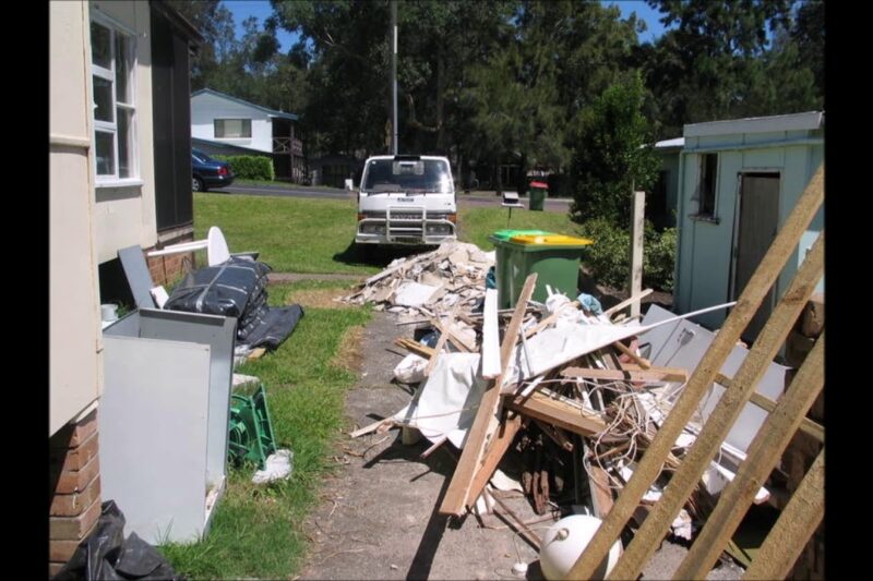 How a Junk Removal Service Can Help You Declutter Your Home or Office