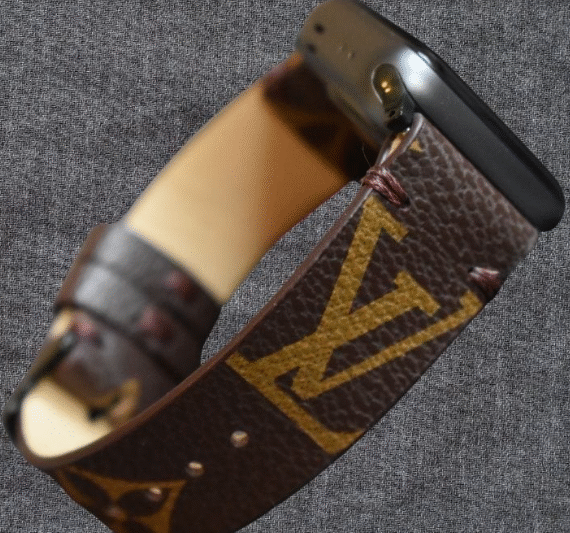 Luxury Meets Functionality: Exploring the Features of the Apple Watch Band Classic LV Monogram