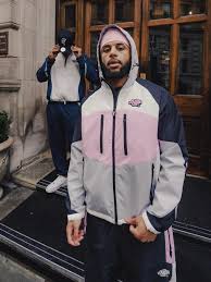 Syna World'Syna logo Multi Colour