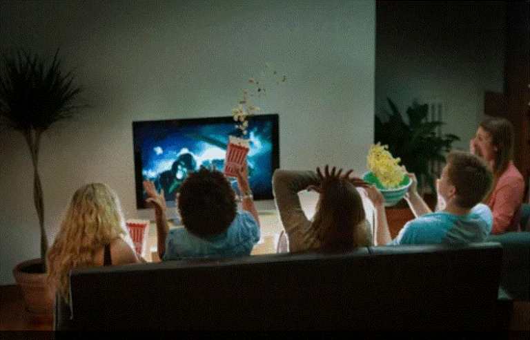 Illustration of a family watching on-demand TV using ifvod TV and IPTV streaming services on multiple devices.