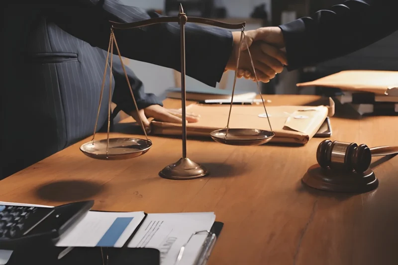 How Can Legal Attorney Services in Kuwait Help Settle Business Disputes?