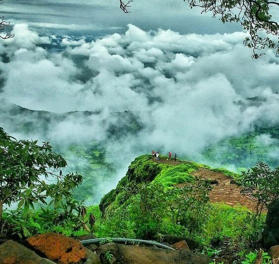 Top Treks in India: A Journey Through Majestic Landscapes