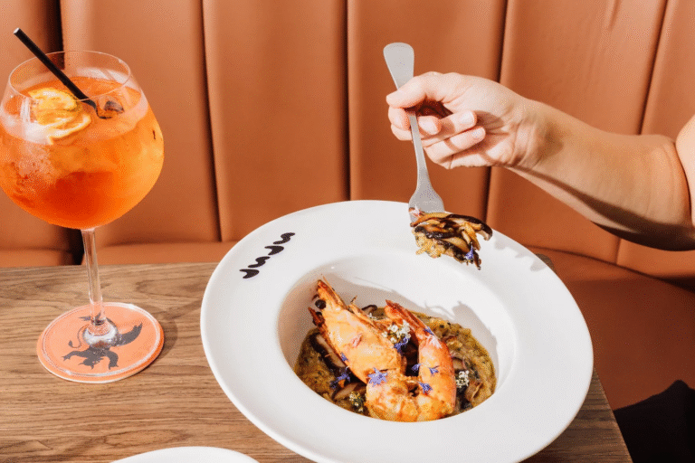 Mermaid Beach restaurant for Food Lovers