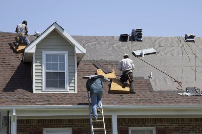 Why Hiring Professional Commercial Roofers in Miami is the Smartest Investment for Your Business