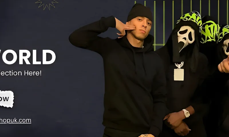 Syna World Tracksuit – The Ultimate Urban Fashion Statement in the UK