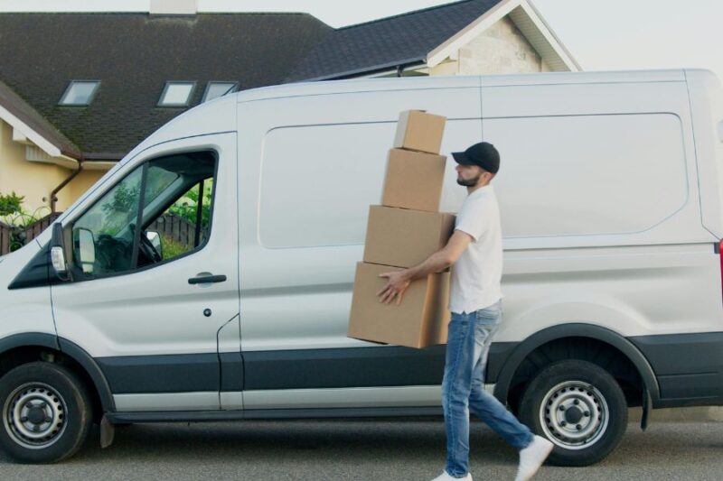 What Should You Expect When Hiring Interstate Removalists from Melbourne to Sydney?
