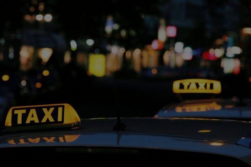 Waar u op moet letten voordat u een taxi in Nootdorp boekt