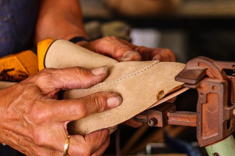 Bespoke Lounge: Redefining Luxury Footwear with Custom Shoes Online