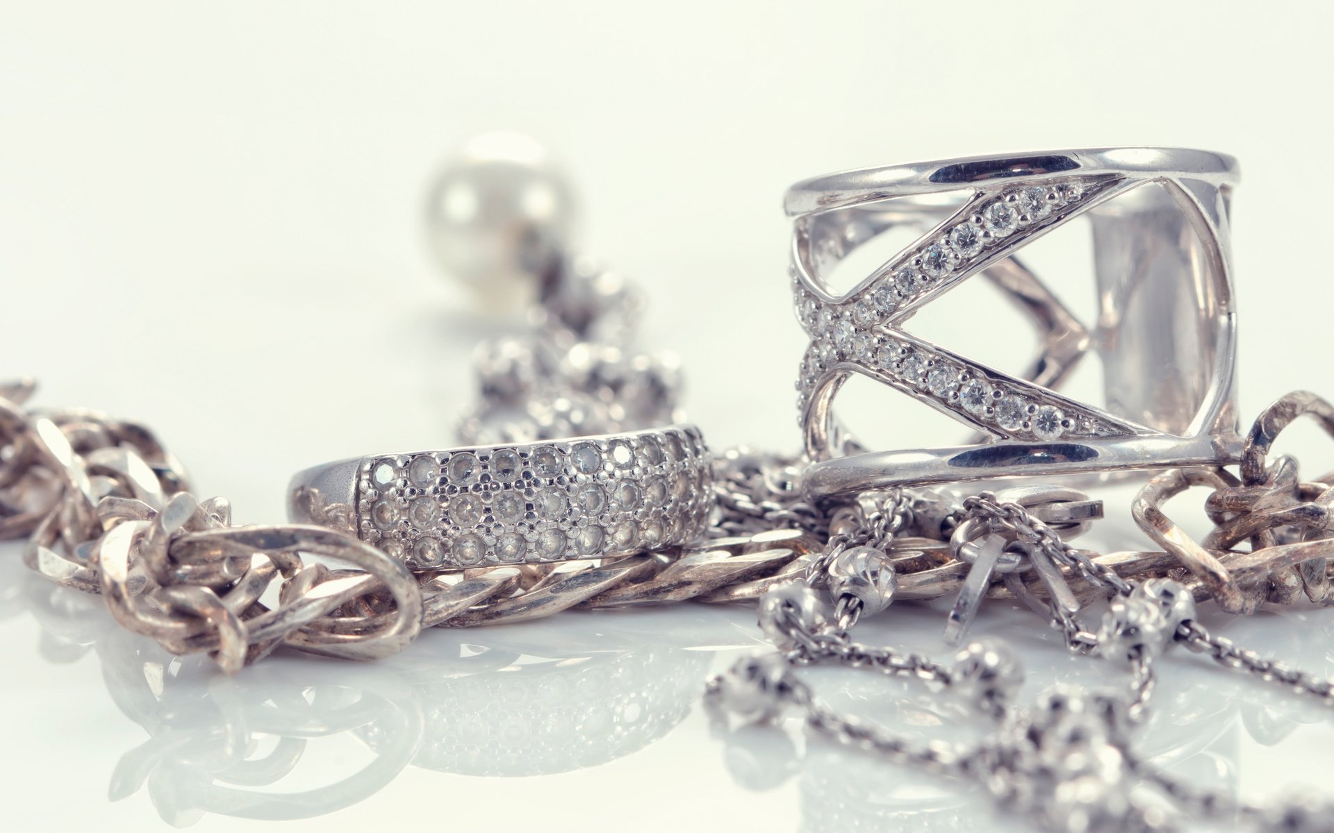 Tips for Buying Silver Jewellery Online