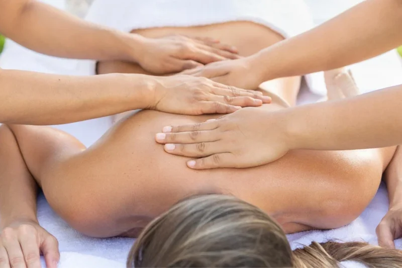 How a Four-Hand Massage Can Help Busy People Reduce Stress