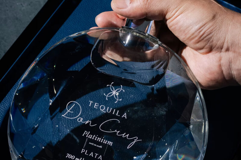 Tequila Redondel Diamante: Defining the Art of Premium Tequila