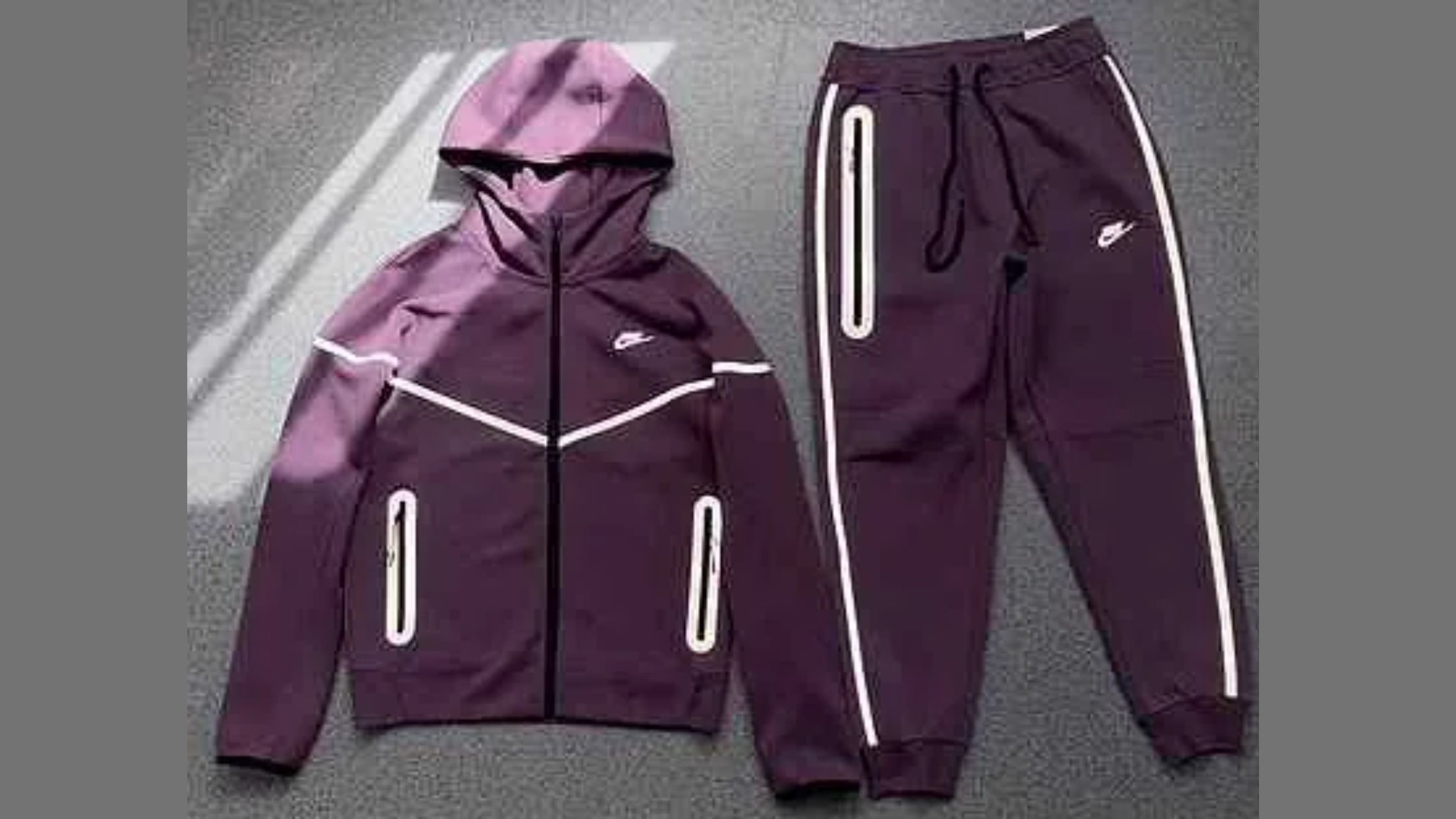 customize tracksuit (1)