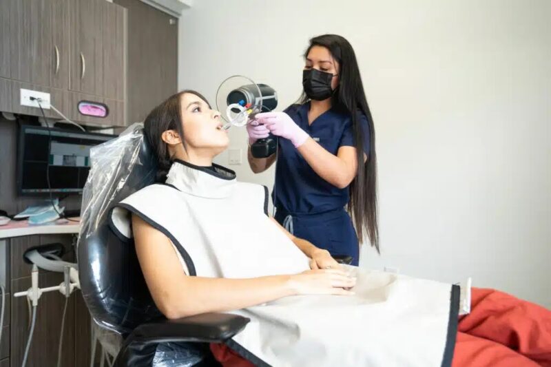 How Can a Houston Cosmetic Dentist Transform Your Teeth?