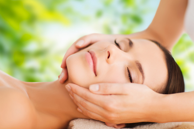 Can Lymphatic Drainage Reduce Facial Puffiness?