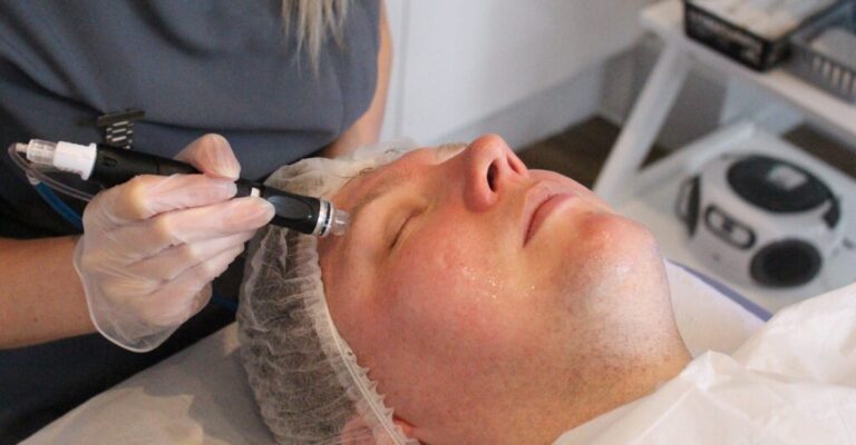 Is Hydrafacial for Men Good for Dry Skin