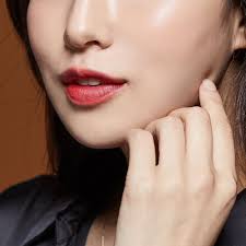 The Art of Beautiful Lips with Lip Fillers