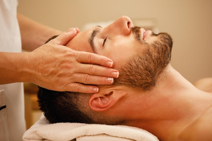 Mens Facial Dubai Programs for Facial Clarity and Smoothness