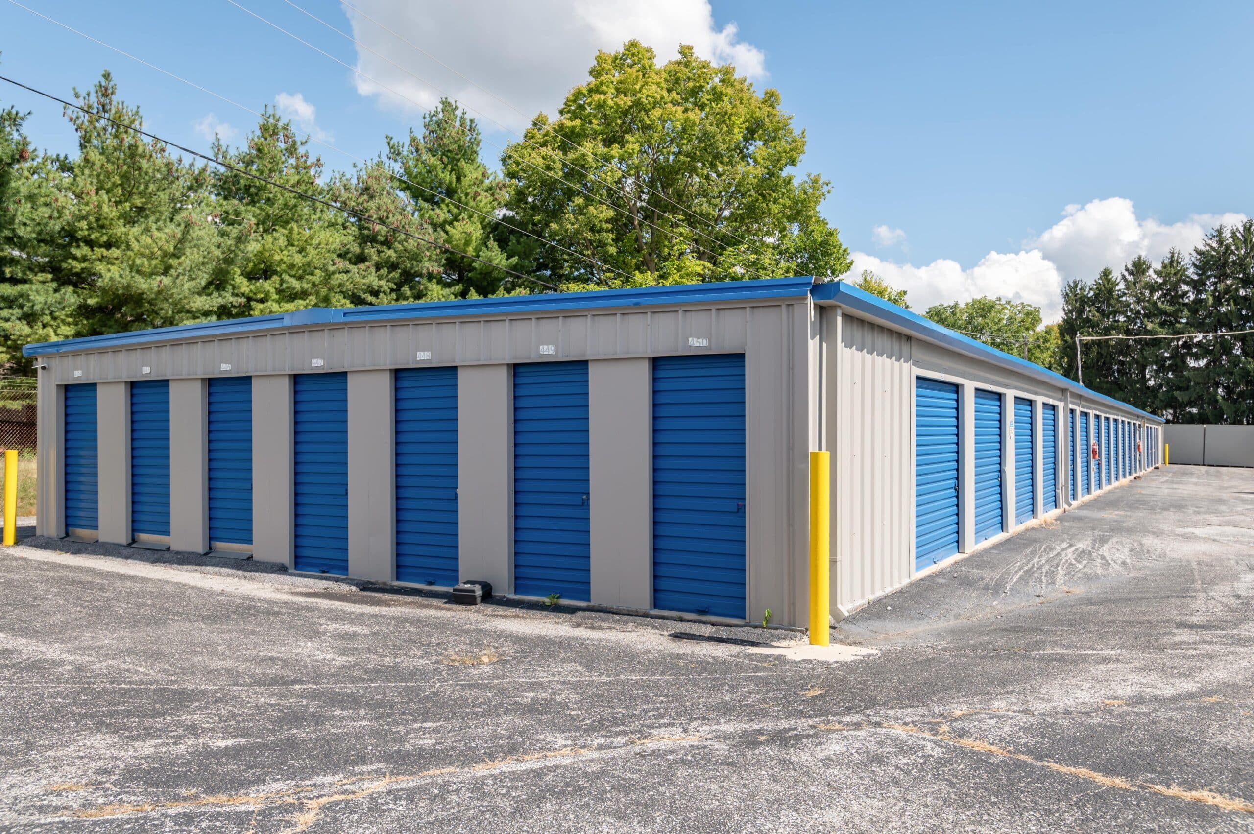Short-Term and Long-Term Storage Units McLean, VA Residents Trust