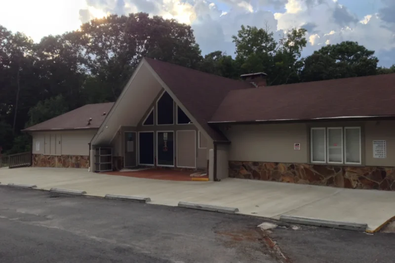 How Islamic Centers in Georgia Support Local Muslim Families