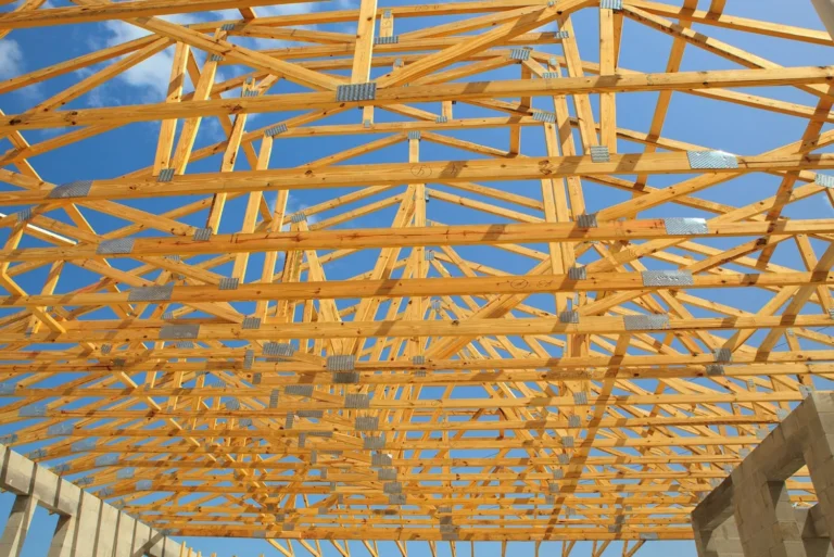 depositphotos_3527469-roof-truss-construction-_-1500w