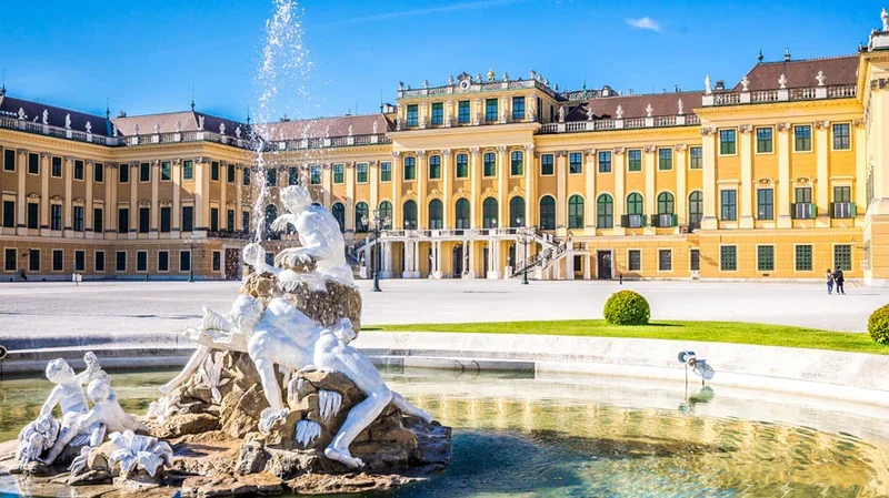 What is included in Norway holiday packages from India?