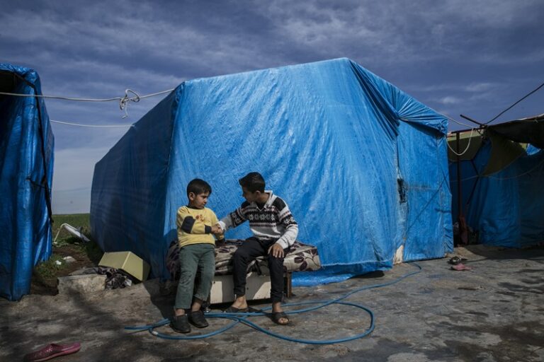 fundraising for Syrian refugees abroad