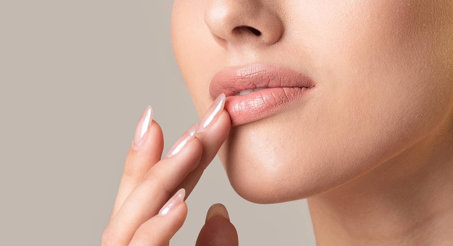 كيف تُحسّن جراحة تصغير الشفاه المظهر؟