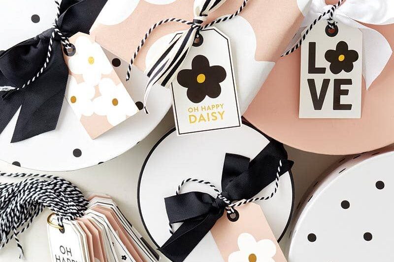 High-Quality Paper Tags for Modern Product Presentation