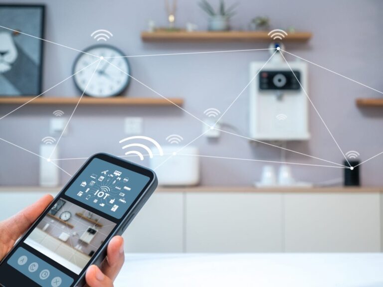 How to Connect Multiple Smart Gadgets in One Smart Home System