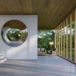 Why the Vintage-Inspired Convex Décor Mirror is a Timeless Choice