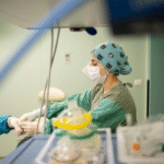 Wie man Knieschmerzen ohne Operation behandelt