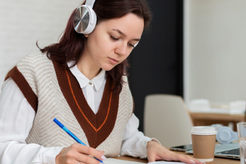 How Law Dissertation Help Improves Legal Argumentation Skills