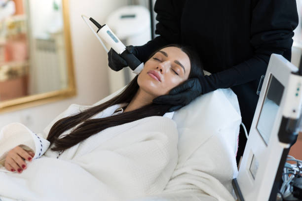 Can HydraFacial Brighten Dull, Tired Skin
