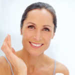 ما هي مخاطر جراحة شدّ الجبهة؟